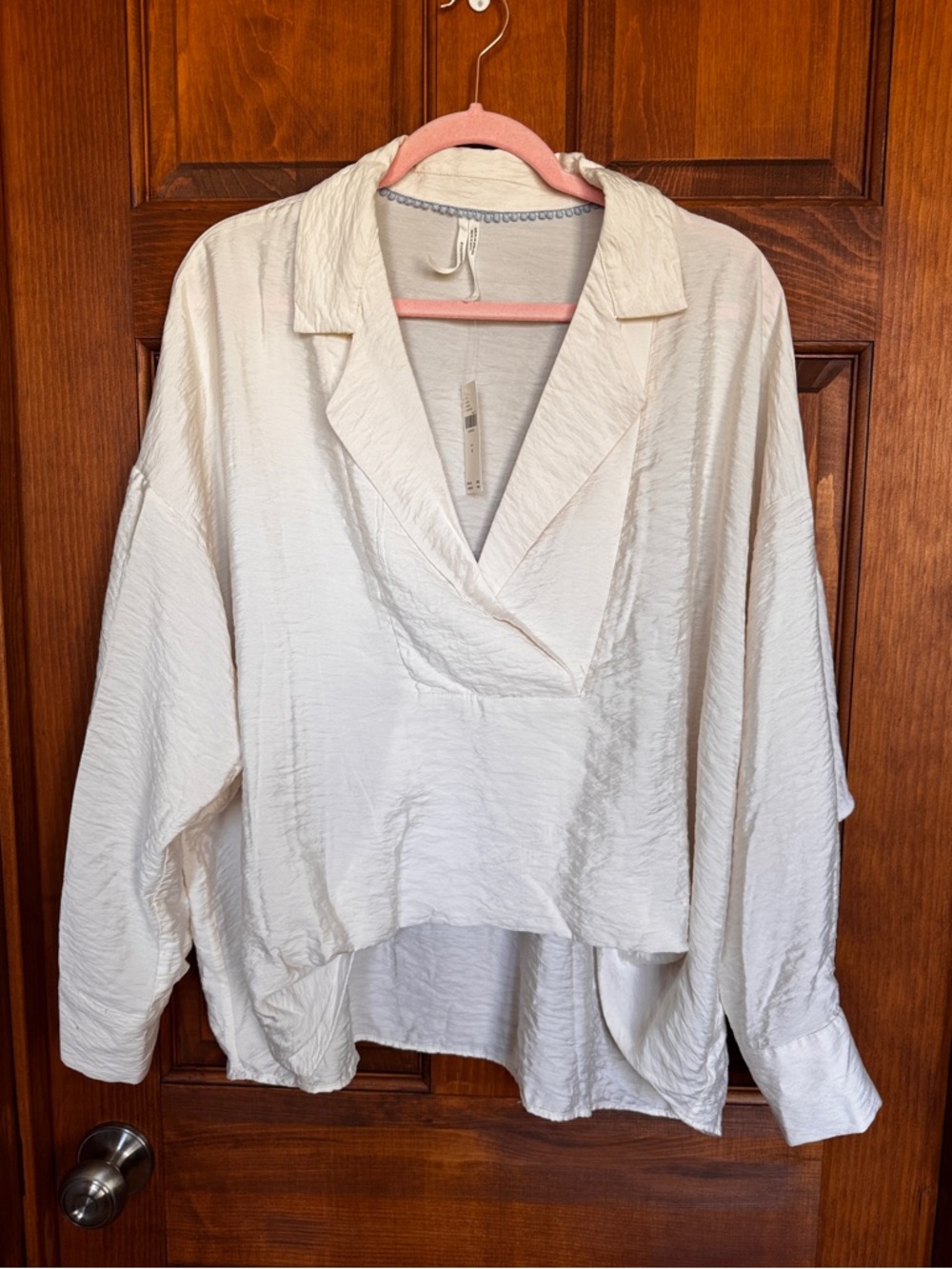 Anthropologie Cream Woven V-Neck Collar Long-Sleeve Top - Picture 2 of 11